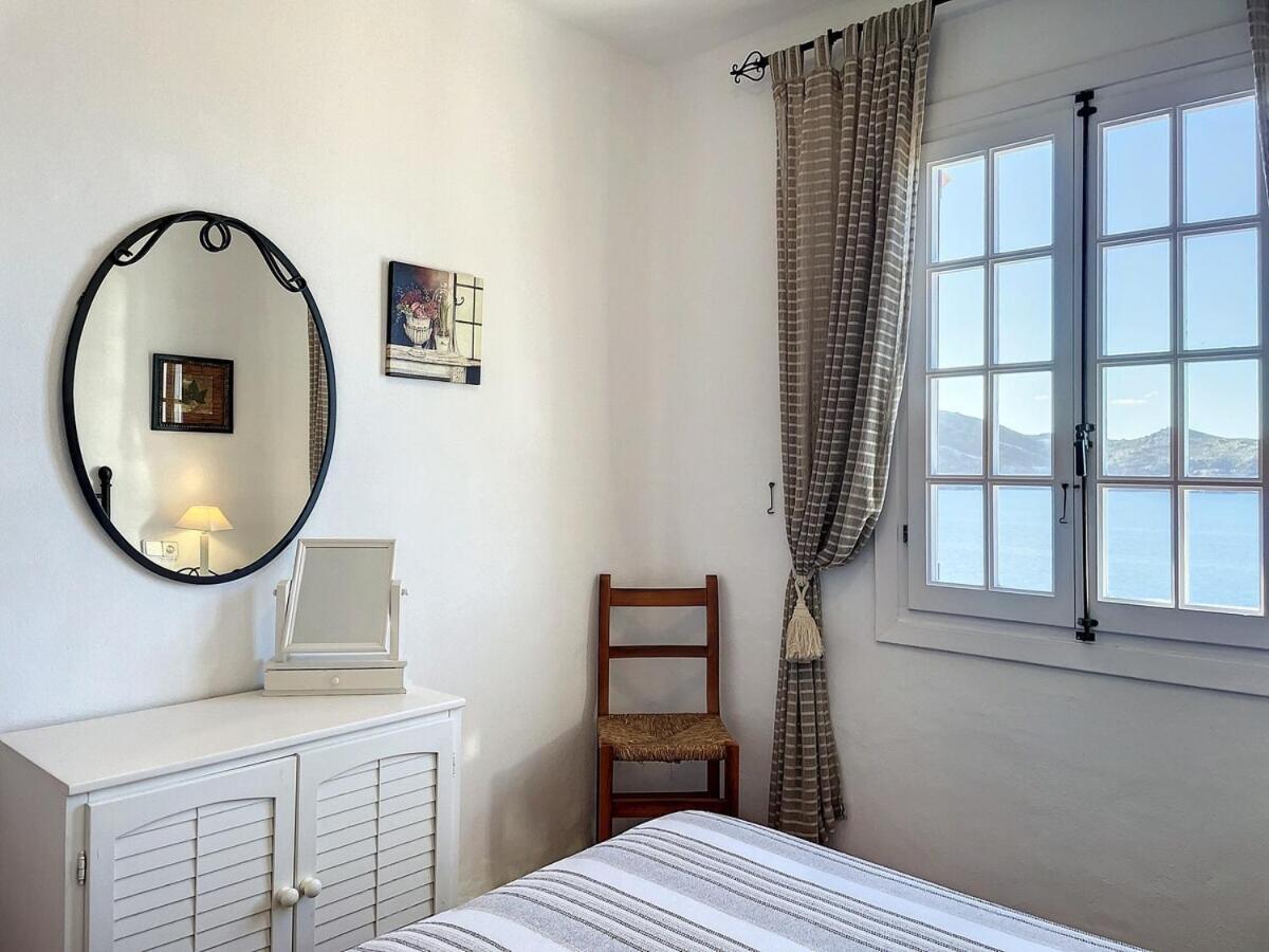 P98 - Bonito Apartamento Sobre El Mar Fornells  Extérieur photo